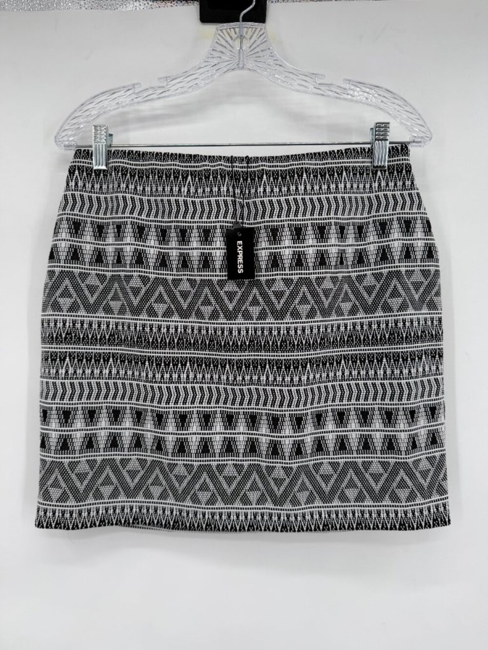 Express NWT Black White Geometric Jacquard Mini Skirt Women's Medium